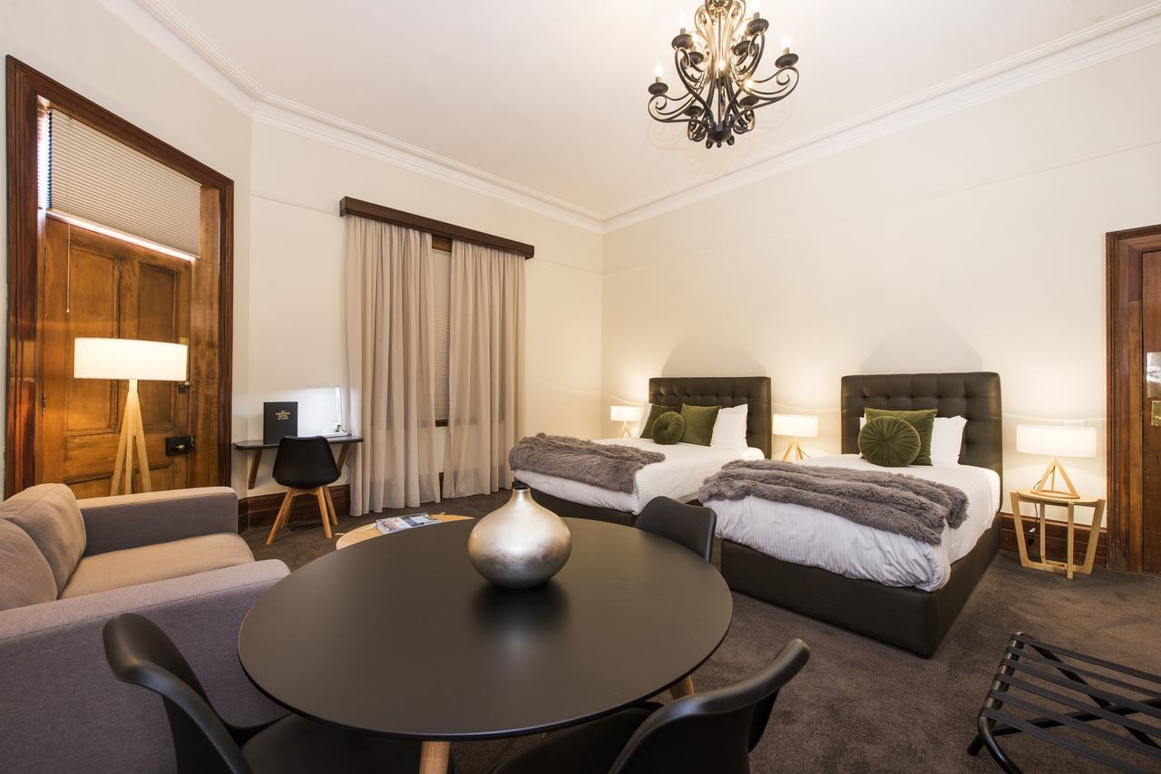 The Parkview Hotel Mudgee Bagian luar foto